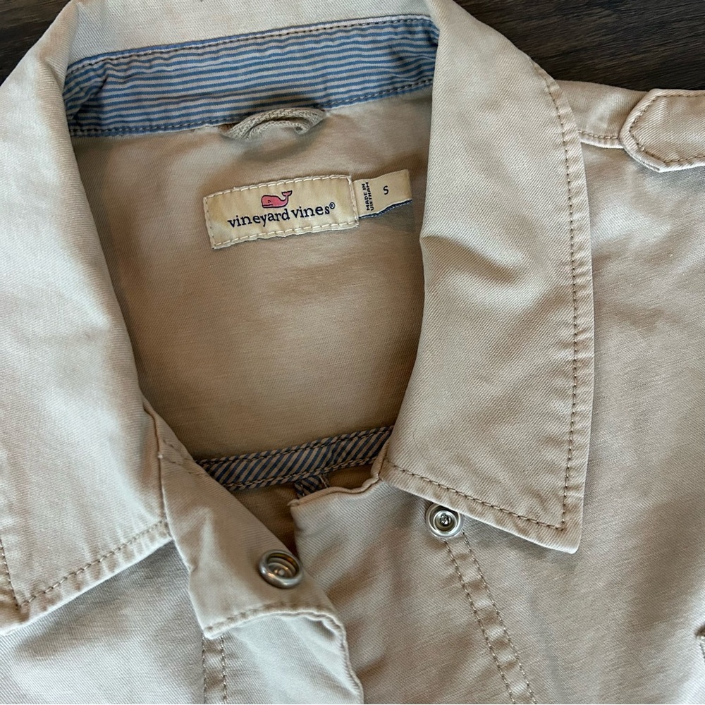 Vineyard Vines Cargo Utility Jacket Size S Beige Coastal Prep - Picture 3 of 6